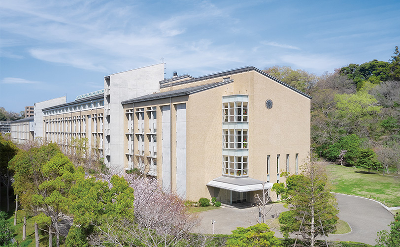 鎌倉女子大学・短期大学部